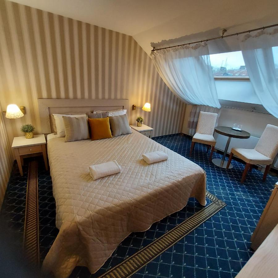 Las Vegas Rooms Vilnius Extérieur photo